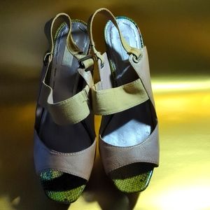 Rachel Roy 4 inch heel with 1/2inch platform heel with snake skin sole